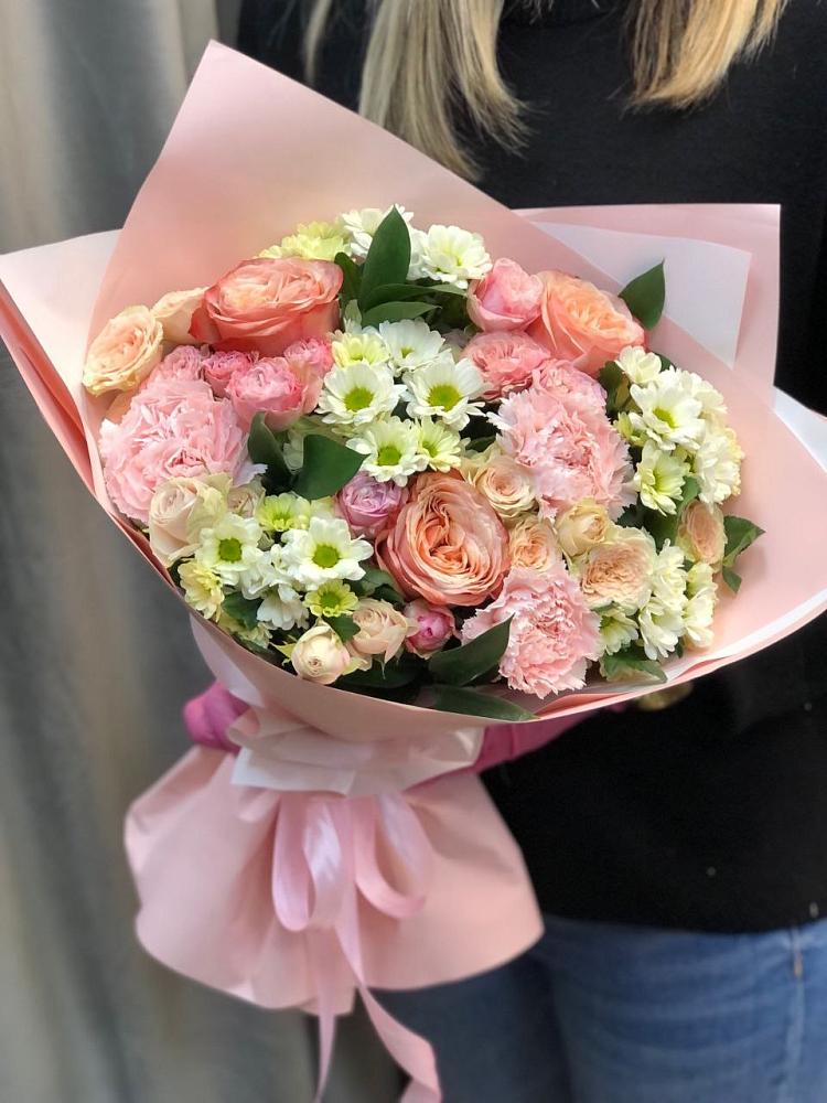 Букет цветов из: Гвоздики, Розы и Хризантемы в Вахонино