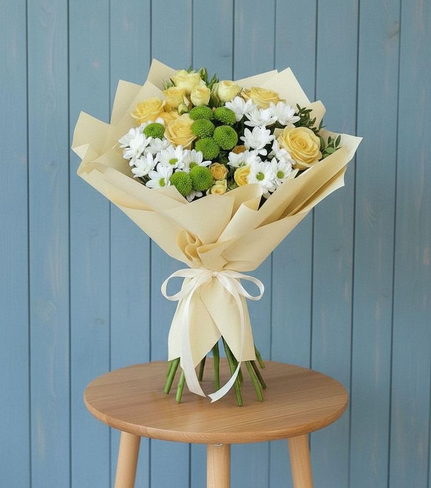 Букет цветов из: Хризантемы и Розы в Вахонино