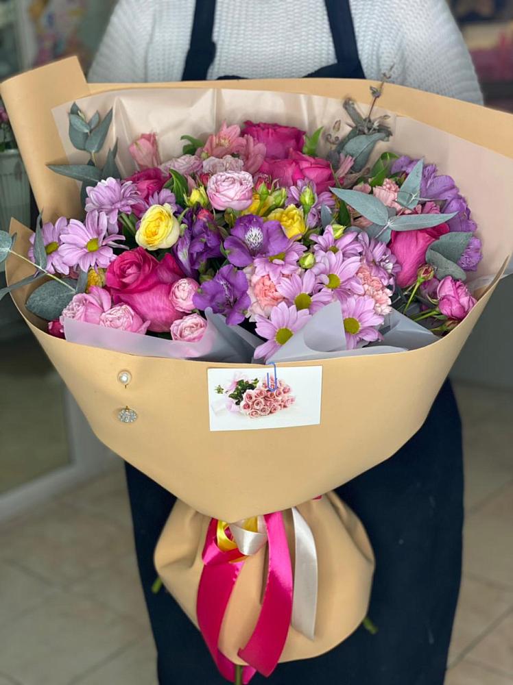 Букет цветов из: Хризантемы, Гвоздики и Альстромерии в Вахонино