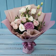 Букет цветов из:  Розы и Лизиантусы в Вахонино