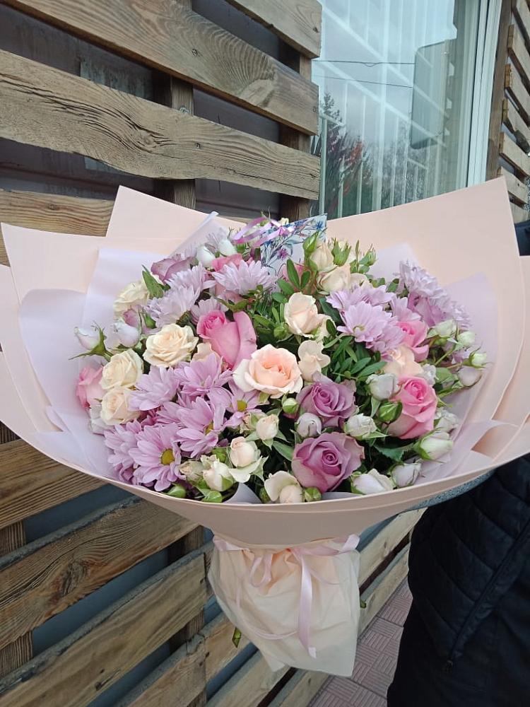 Букет цветов из: Розы и Хризантемы в Вахонино