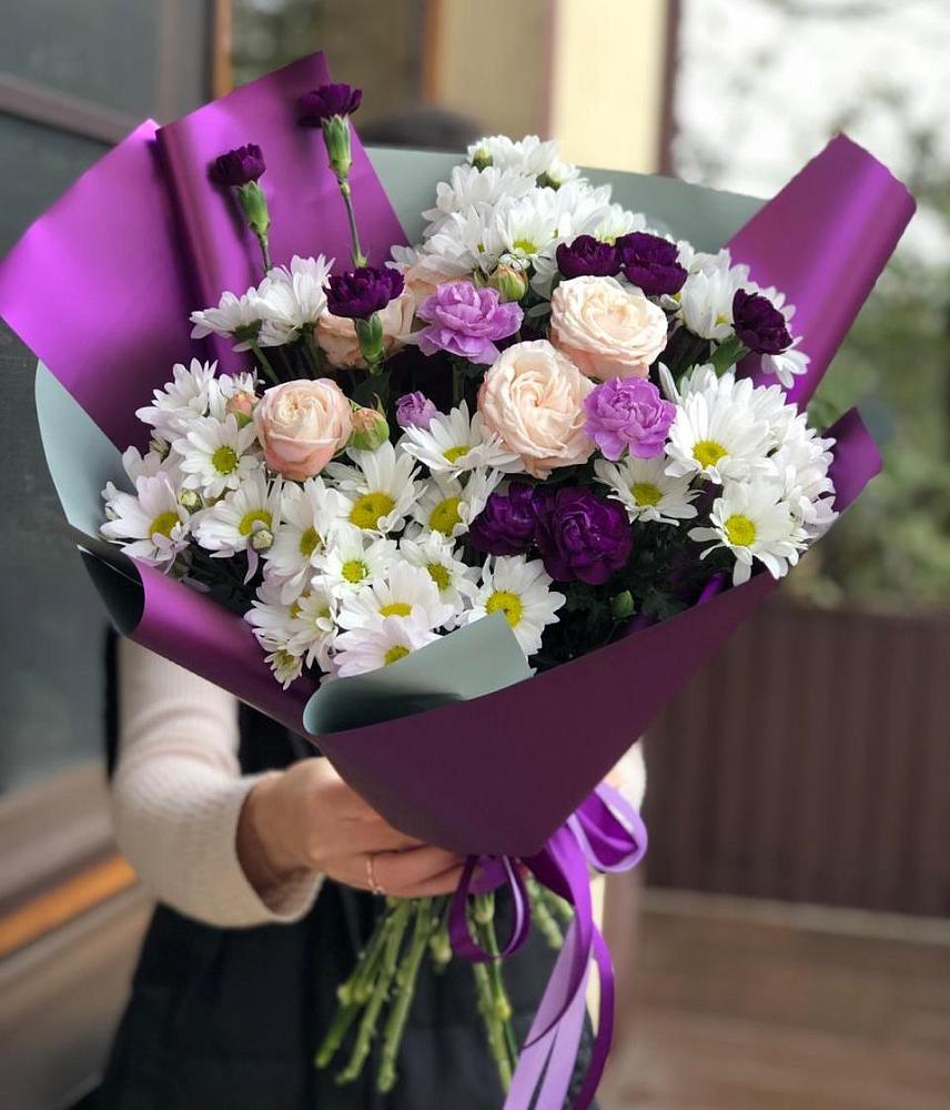 Букет цветов из: Хризантемы, Гвоздики и Розы в Вахонино