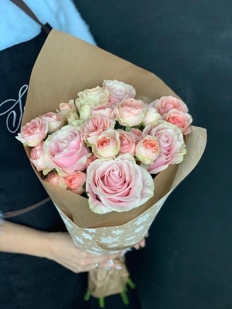 Букет цветов из: Хризантемы и Розы в Вахонино