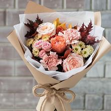 Букет цветов из:  Гвоздики, Хризантемы и Розы в Вахонино