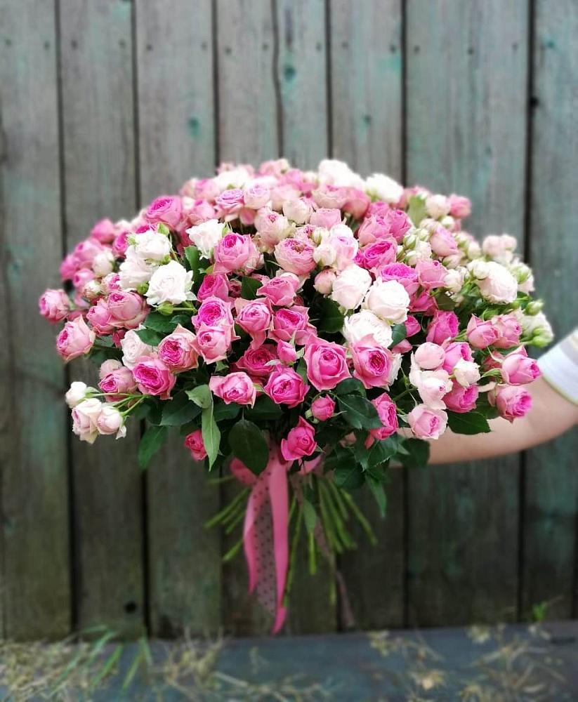 Букет Розовые кустовые розы Натали и Лав Лидия в Вахонино