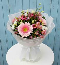 Букет цветов из:  Герберы, Альстромерии и Лизиантусы в Вахонино