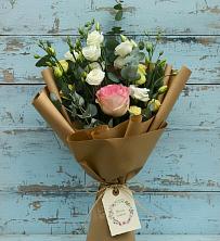Букет цветов из:  Розы и Лизиантусы в Вахонино